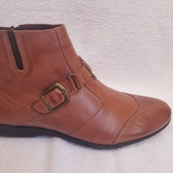 Cool looking NEW all leather mens casual boot . - Picture 3 of 9